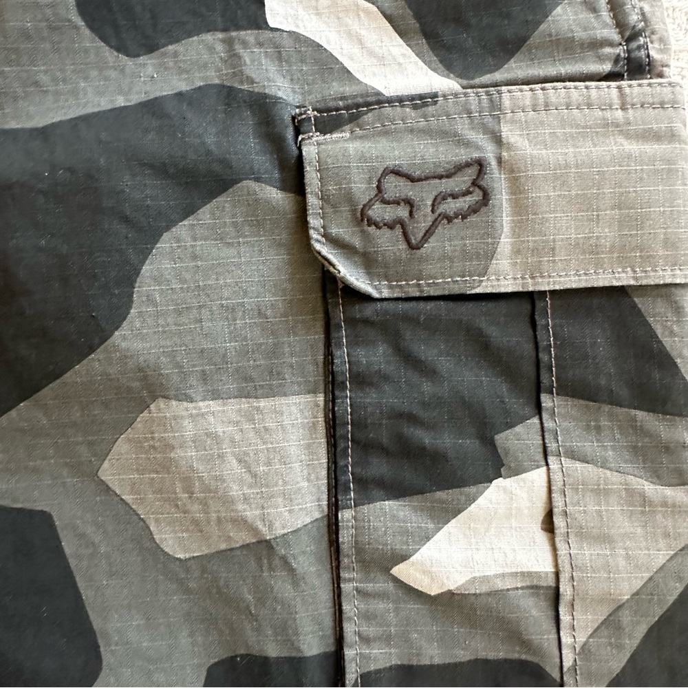 Fox Racing Slambozo Black/Grey Camo Men’s Cargo Shorts 34-Utility Gorpcore - Picture 4 of 9